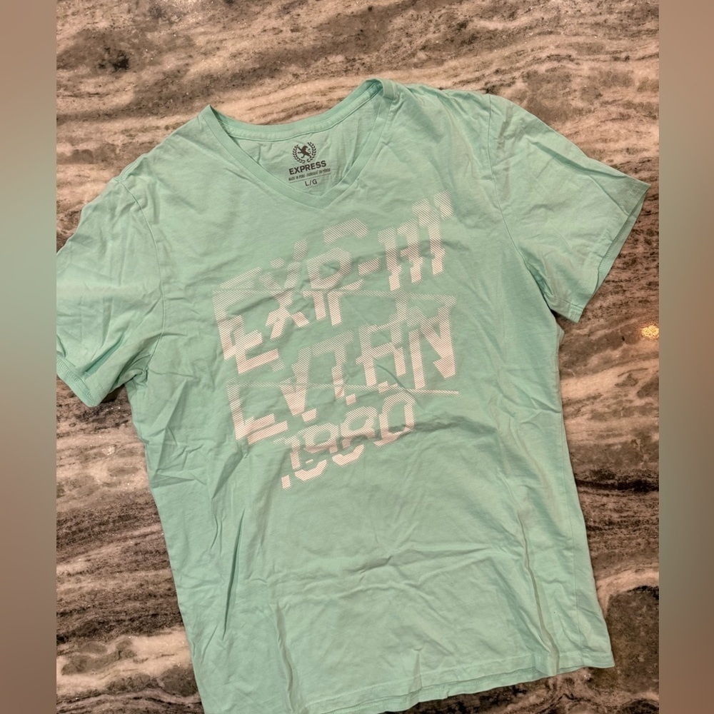 Mens Express Short Sleeve Tee Size Large